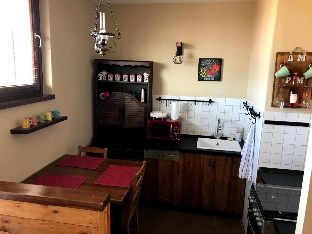 Dany Rose Apartman Lägenhet Eger Exteriör bild