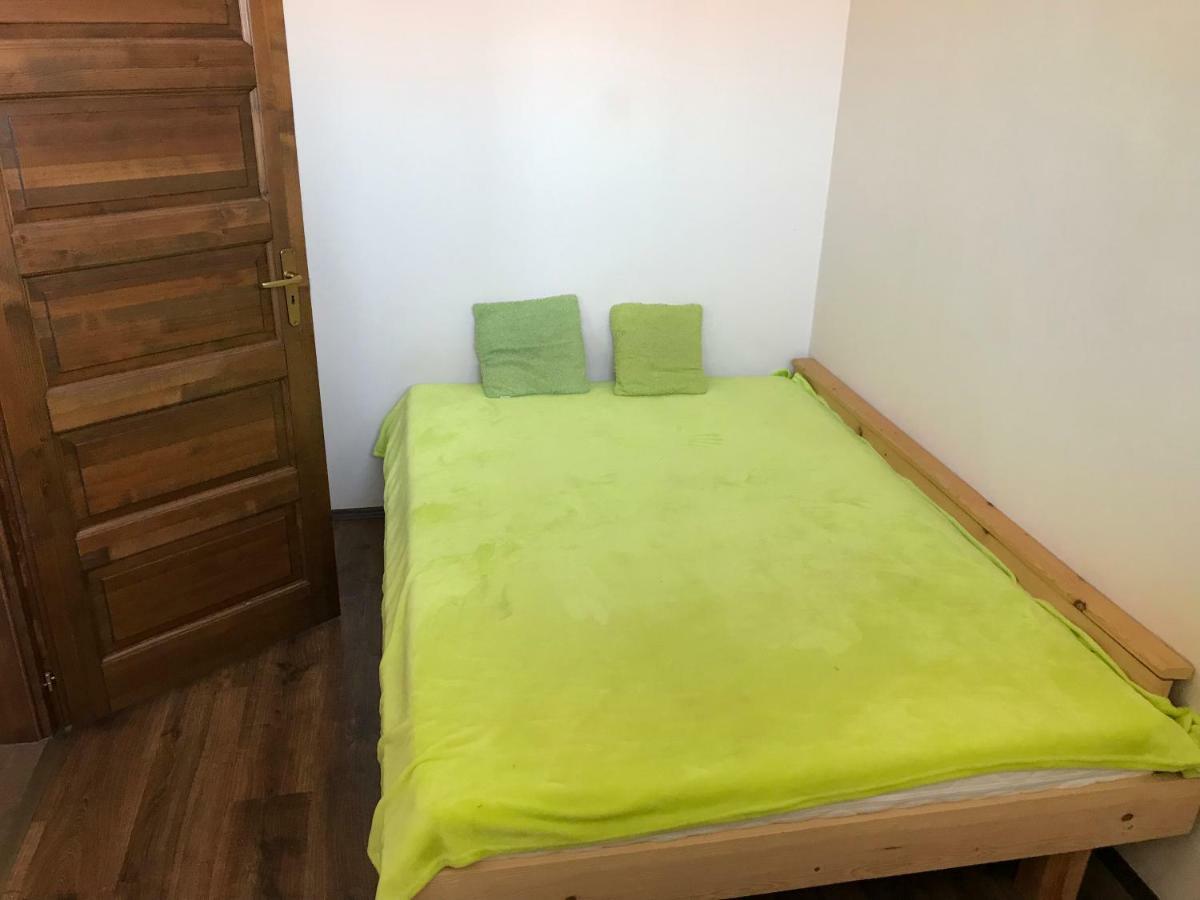 Dany Rose Apartman Lägenhet Eger Exteriör bild
